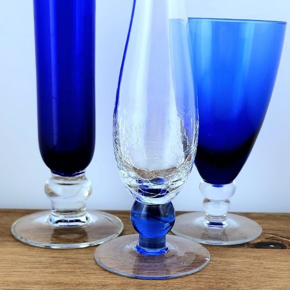 Unique Lot of 3 Vintage Mixed Cobalt Blue Glass Bud Vases mismatched collection - Picture 2 of 5